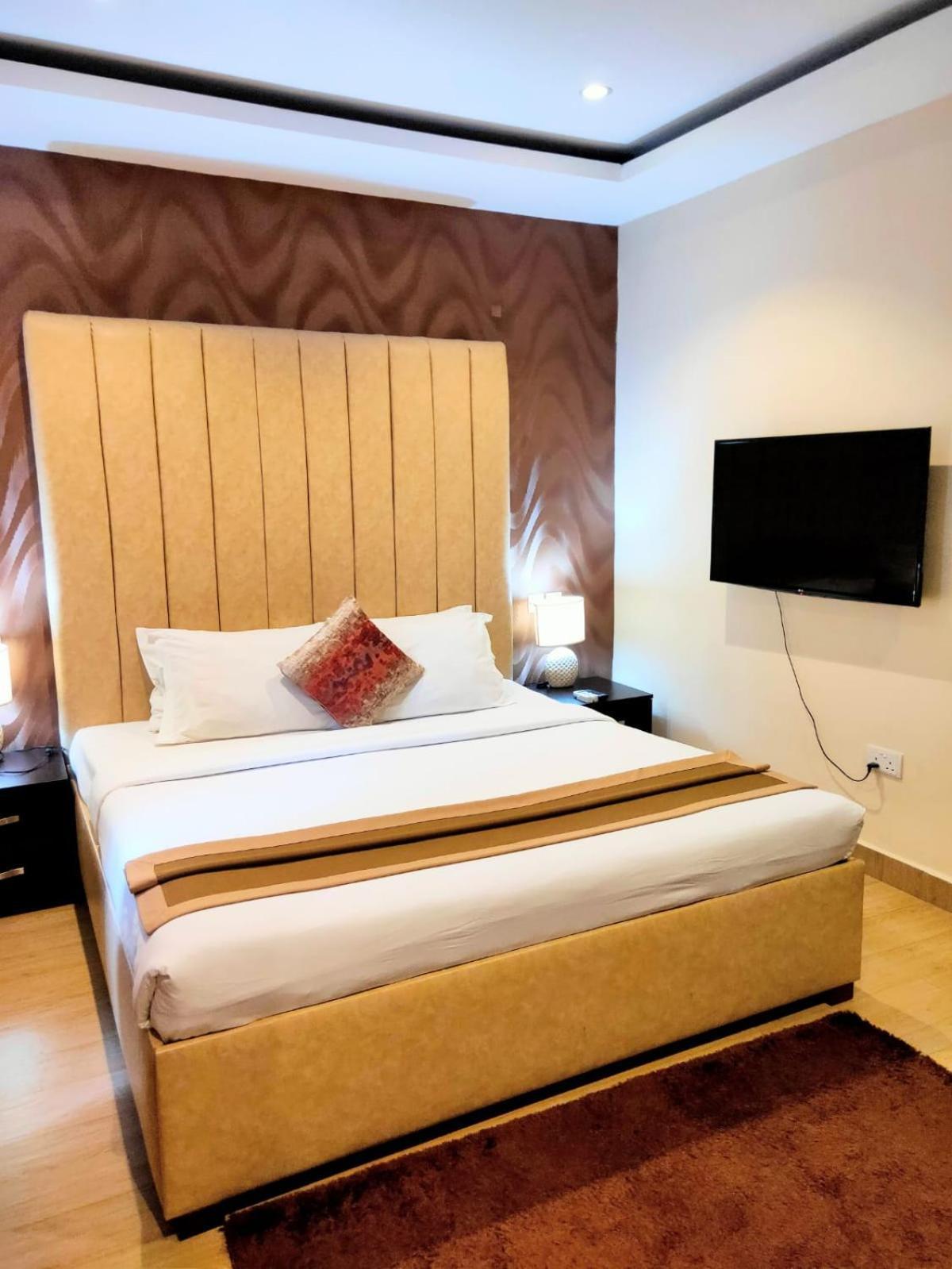 The Cabin Hotel Accra Exteriör bild